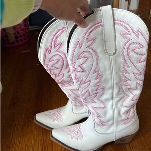 White and Pink Embroidered Women's Cowboy Boots